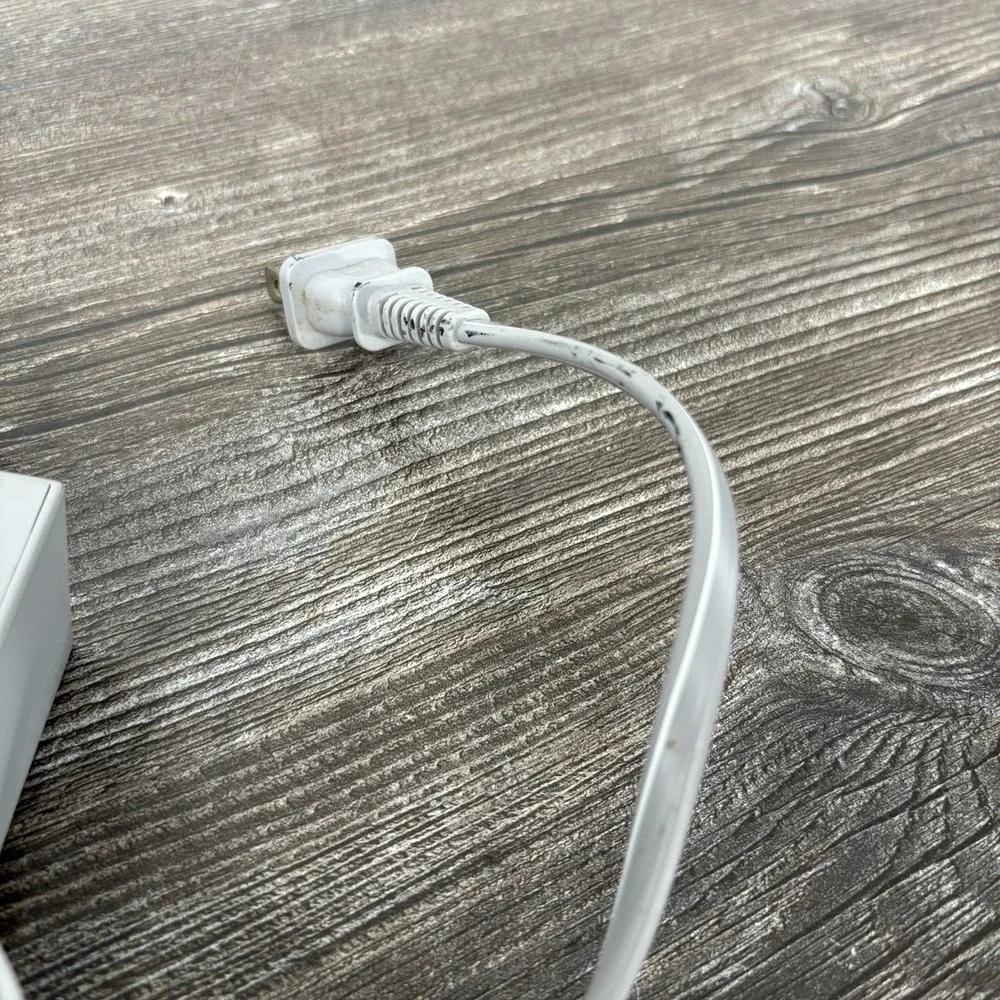 Nintendo Wii Power Supply Original Genuine OEM AC Adapter‎ Cord Brick RVL-002 - Picture 3 of 4